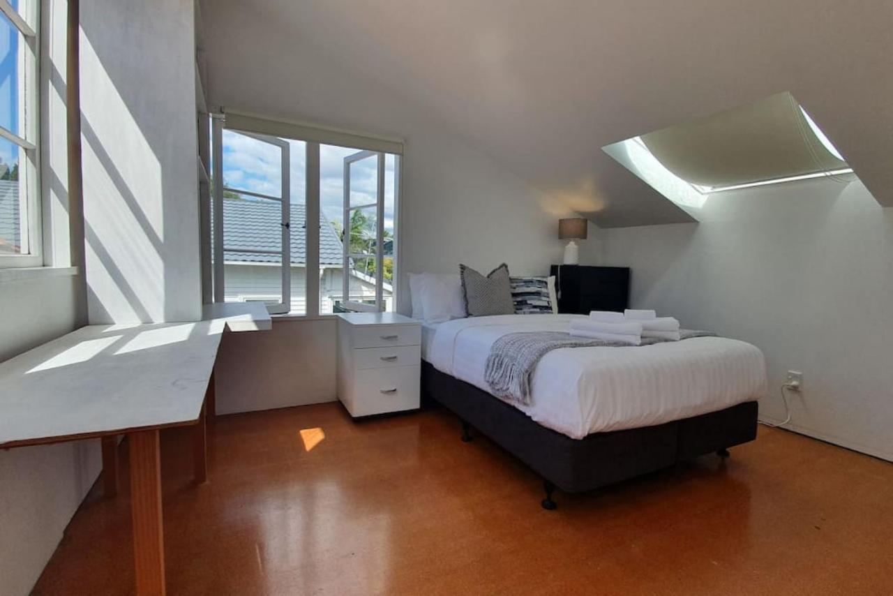 Bright And Modern Oasis In Kingsland Villa Auckland Exterior photo